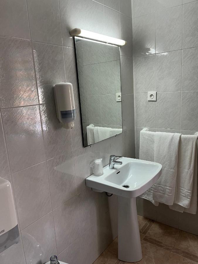 Hostal Barbate Luaran gambar